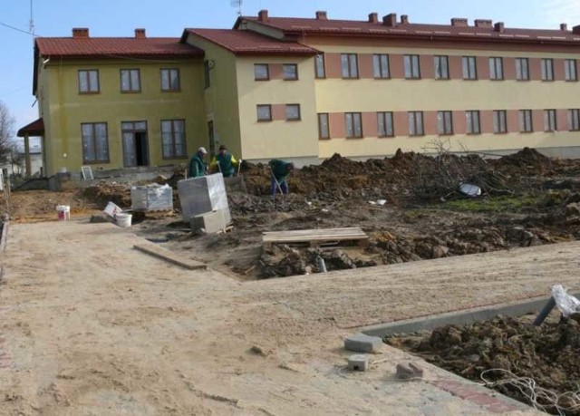 Dom Pomocy Społecznej w gminie Bogoria będzie ulokowany w murach byłej szkoły podstawowej w Pęcławicach Górnych.