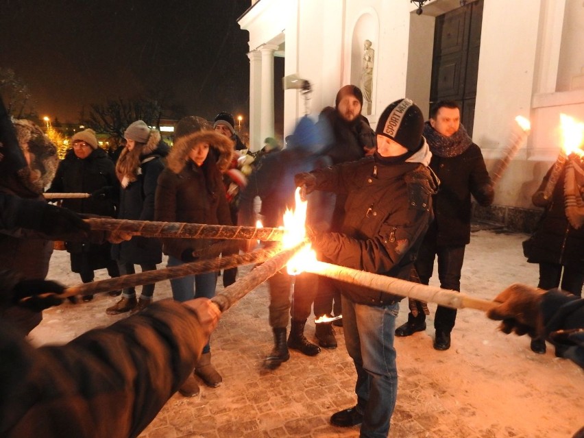 Zaledwie garstka ludzi uczestniczyła w V Marszu Pamięci,...