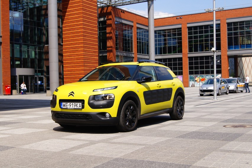 Citroën C4 Cactus to samochód osobowy typu crossover, klasy...