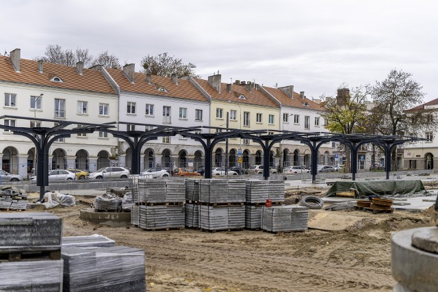 Dobiega końca gruntowny remont historycznego Starego Rynku w Łodzi będący jedną z najważniejszych rewitalizacji w mieście.