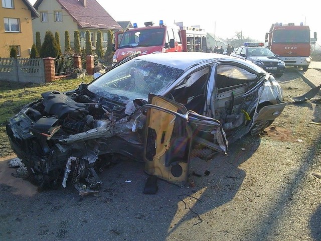 W wypadku w Modliszewicach ranni zostali dwaj mężczyźni.