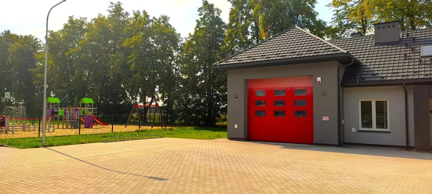 Gmina Ciepielów. Zakończyła się budowa nowoczesnej remizy strażackiej w Bąkowej