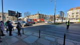 Poważny wypadek w centrum Szczecina. Potrącenie pieszej przez tramwaj na placu Kościuszki