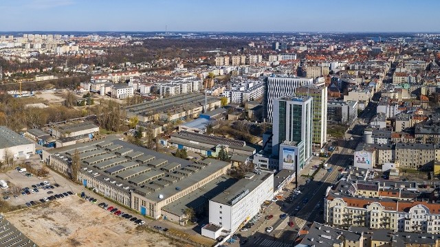 Pofabryczne tereny to łącznie 7,5 ha.Przejdź do kolejnego zdjęcia --->