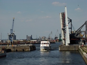 Port w Darłowie pobił rekord przeładunkuPierwsze półrocze zamknęło się wynikiem: 65 statków i 103.574 tony.