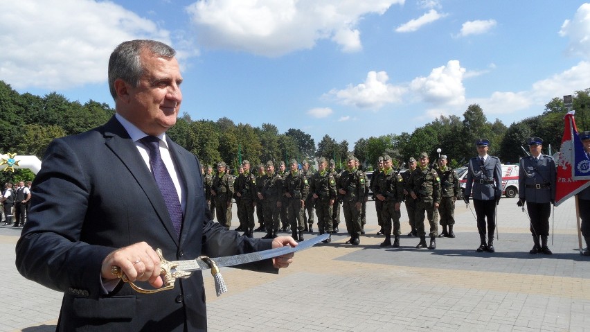 Wojewódzkie obchody Święta Wojska Polskiego w Tychach