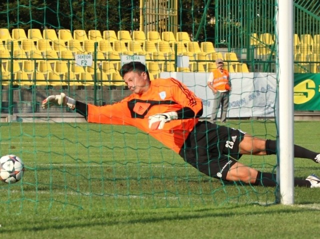 Piłkarskie derby regionu zostaną rozegrane trzy godziny wcześniej niż planowano.