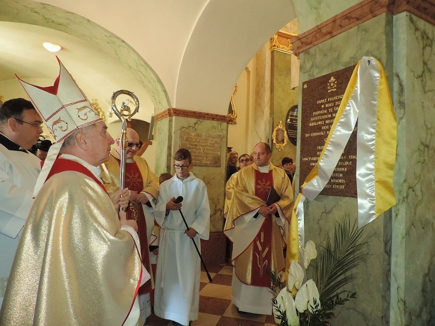 Abp Józef Kowalczyk w Markowicach: - To jest bogactwo, ale nie księży, tylko całego kościoła