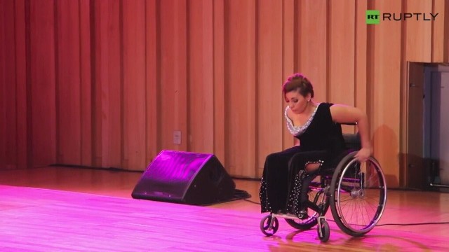 Niesamowite tango na wózkach inwalidzkich