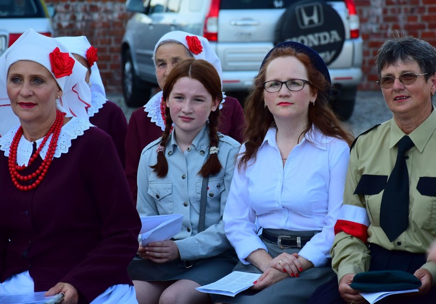 Patriotyczne śpiewanie w Sandomierzu 