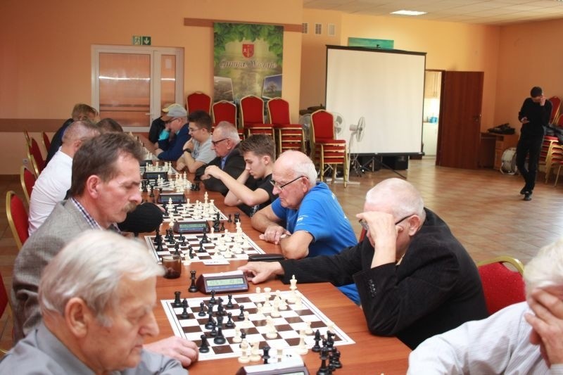 Turniej szachowy w Wielgiem! Najmłodszy szachista miał 9 lat, najstarszy - 84!