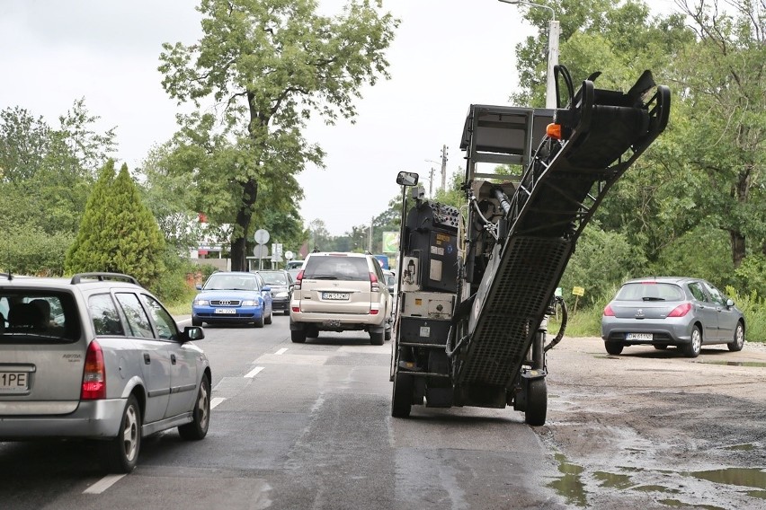 Utrudnienia na Pełczyńskiej, kierowcy w korkach