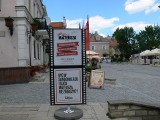 Krzyczące i pstrokate reklamy znikną z ulic Sandomierza? Zobacz jakie są plany  
