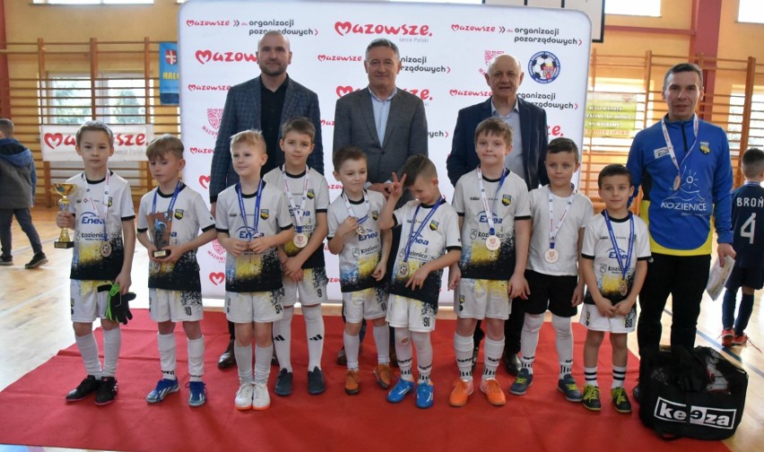 Turniej piłkarski w Lipsku zwyciężyli młodzi piłkarze Energii Kozienice. Zobacz zdjęcia 