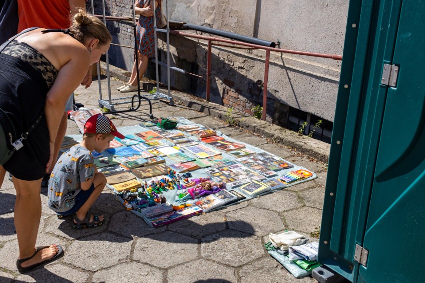 Szczeciński Bazar Smakoszy i Pchli Targ w Off Marinie. To pierwsza wakacyjna edycja wydarzenia [ZDJĘCIA]