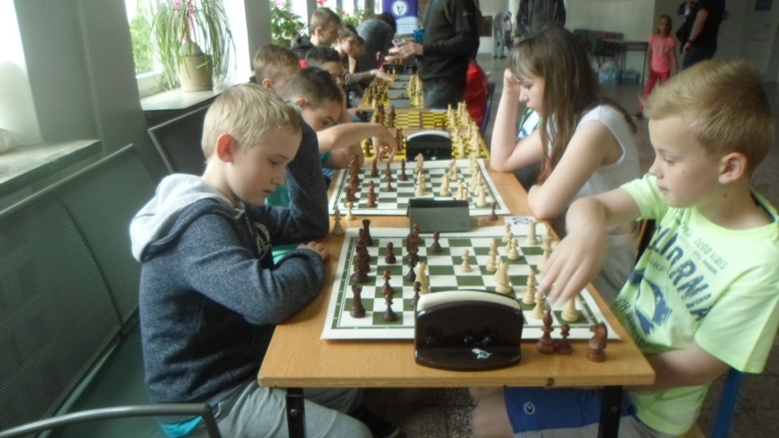 Diecezjalna parafiada szachowa dla dzieci i młodzieży, zorganizowana przez Katolicki Klub Sportowy Victoria w Stalowej Woli 