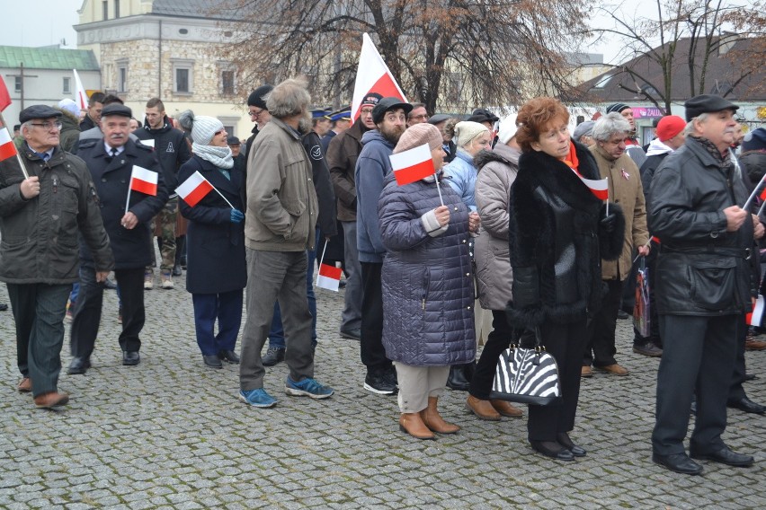 Święto Niepodległości w Częstochowie. Msza święta w Archikatedrze i marsz aleją NMP [ZDJĘCIA]