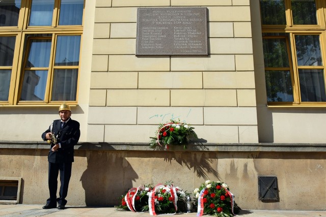 Zdjęcie z obchodów 81. rocznicy bombardowania Lublina