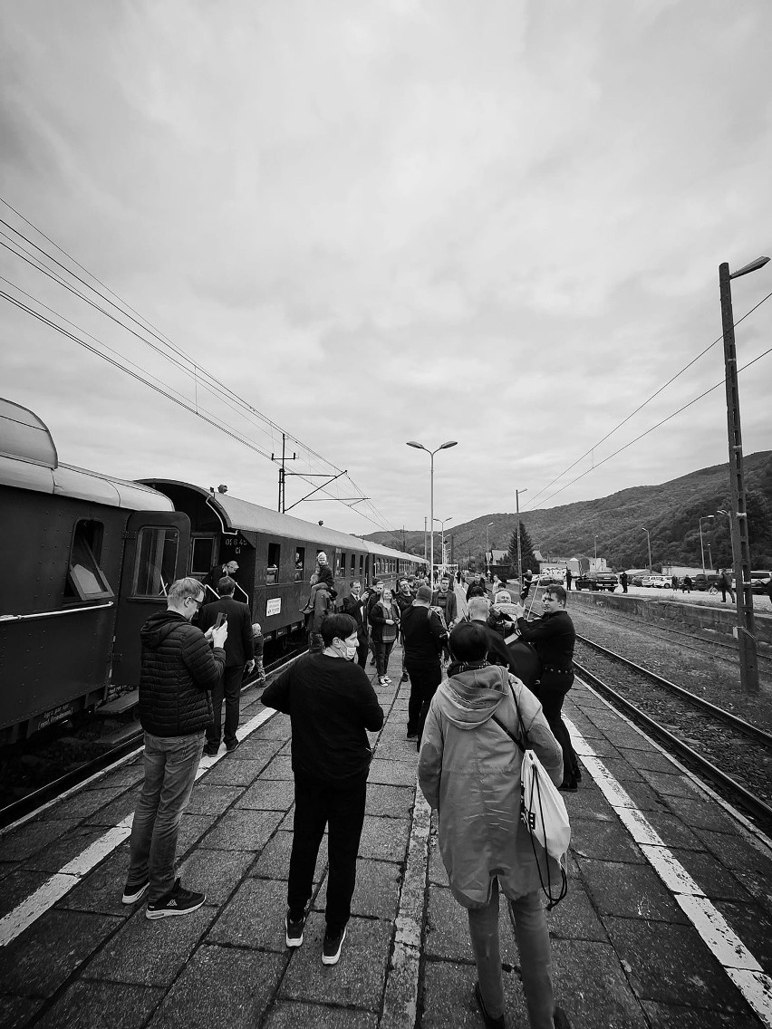 Podróż w czasie pociągiem retro z Nowego Sącza do Muszyny