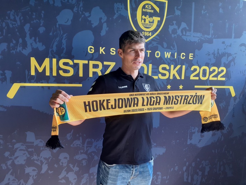Kapitan GKS Katowice Grzegorz Pasiut i trener Jacek Płachta...