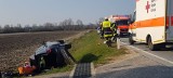 Prudnicki policjant, który był na urlopie w Niemczech, ratował ofiary czołowego zderzenia samochodu osobowego z busem 