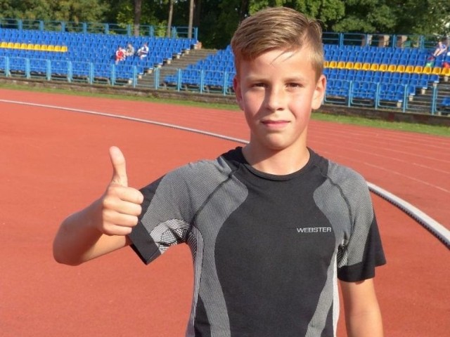 Marcin Jamioł ze Szkoły Podstawowej numer 8 w Kielcach wygrał bieg na 1000 metrów.