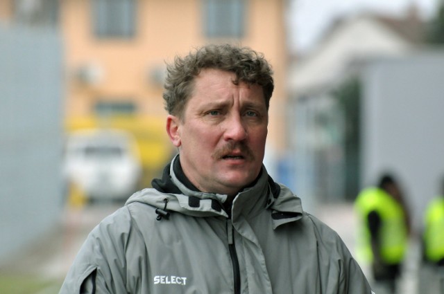 Trener Tomasz Kulawik