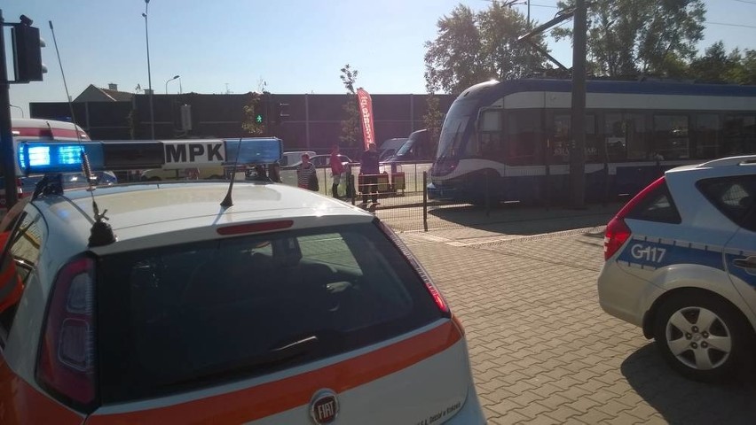 Kraków. Pasażerka wpadła pod tramwaj