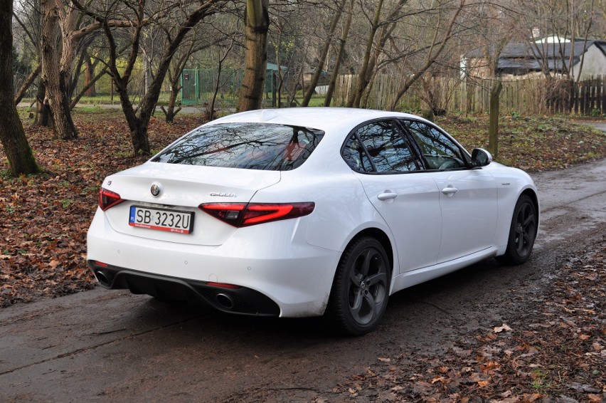 Alfa Romeo Giulia Veloce...