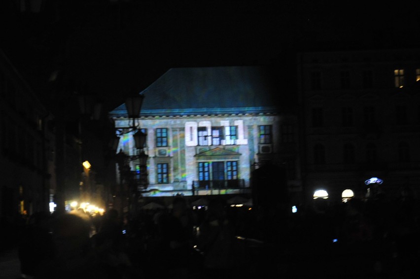 Kraków. Mały Rynek jakiego nie znacie. Mapping na zabytkowych kamienicach [ZDJĘCIA]