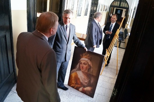 Kopia obrazu z wizerunkiem Królowej Jadwigi przekazana zostanie miastu w czasie uroczystości towarzyszących obchodom Dni Inowrocławia. 