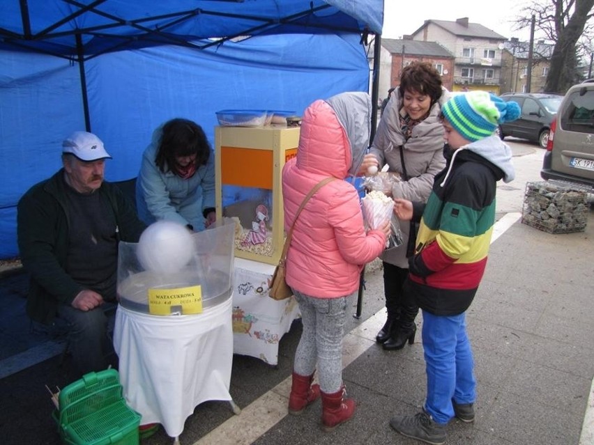 Jarmark bożonarodzeniowy w Ogrodzieńcu 2014 [ZDJĘCIA]