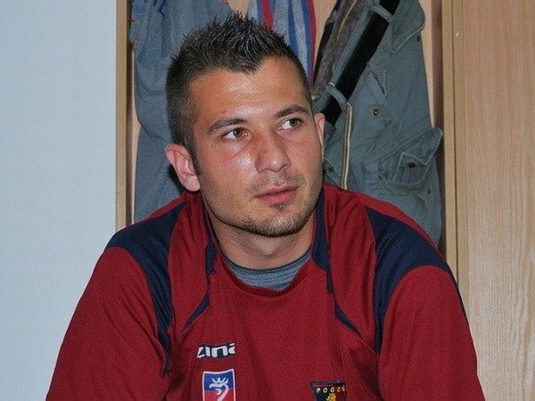 Radosław Janukiewicz nie poleciał na zgrupowanie do Turcji. Będzie przechodził rehabilitację w Szczecinie.