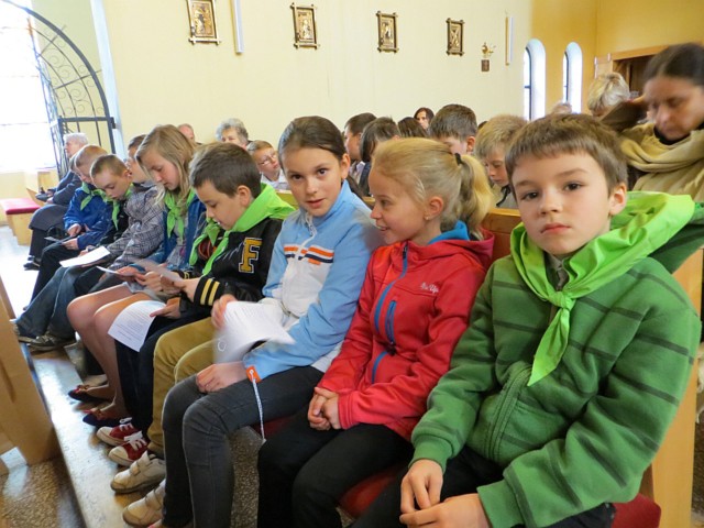 - Jan Paweł II jest naszym patronem i jesteśmy dumni, że został świętym - mówią uczniowie "papieskiej szkoły&#8221; w Żaganiu.