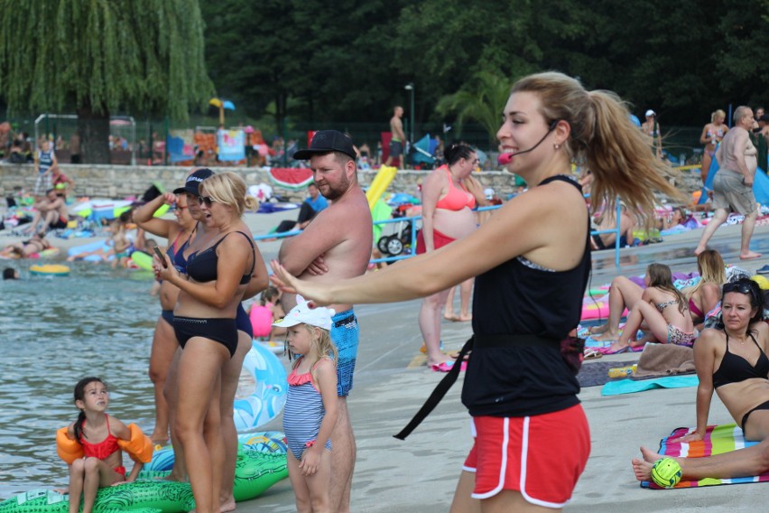 Aqua aerobik i inne atrakcje Kąpieliska Leśnego w Gliwicach ZDJĘCIA