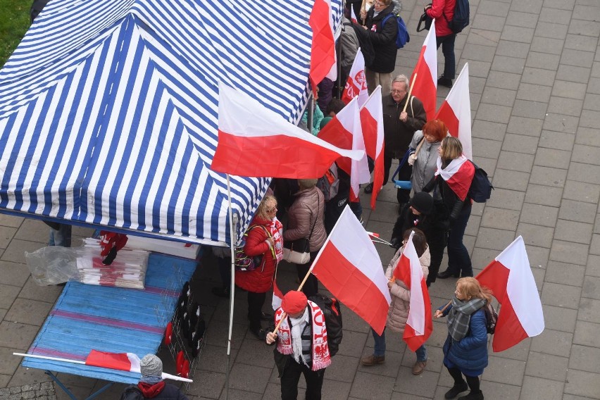 Wolne 12 listopada? Tak było tylko w ubiegłym roku. 12 listopada 2019 nie jest dniem wolnym od pracy i szkoły