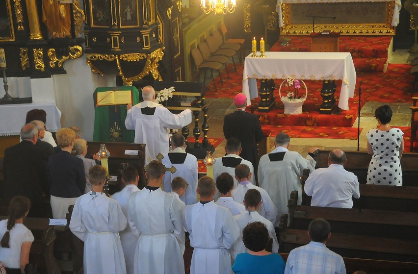 Minęło 300 lat, odkąd  biskup poświęcił kościół w Topolnie