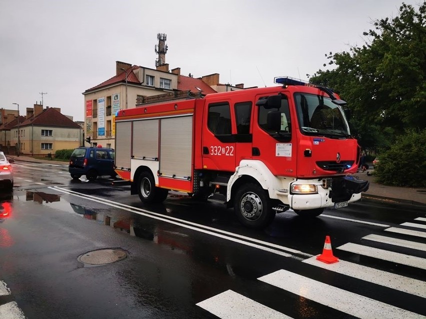 Wypadek na skrzyżowaniu ul. Piłsudskiego i Traugutta w...