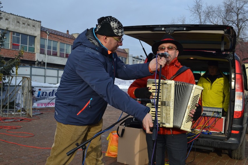 Częstochowa: Wigilia dla ubogich na Starym Rynku [ZDJĘCIA]