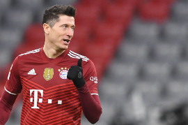 Lewandowski odejdzie z Bayernu? Klub chce temu zapobiec
