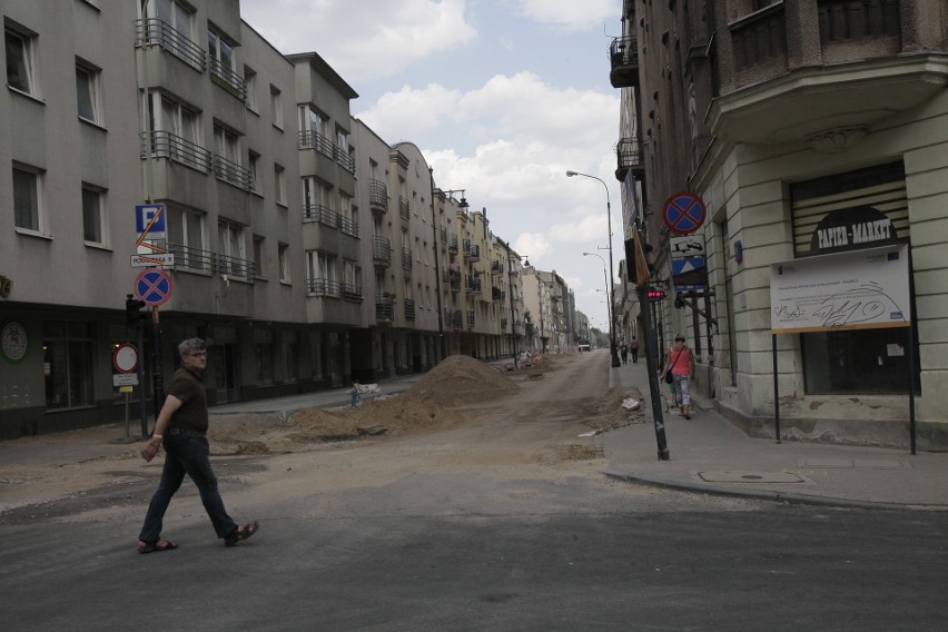 Drugi etap remontu ul. Sienkiewicza rozpocznie się kilka miesięcy później niż zakładano. ZDJĘCIA