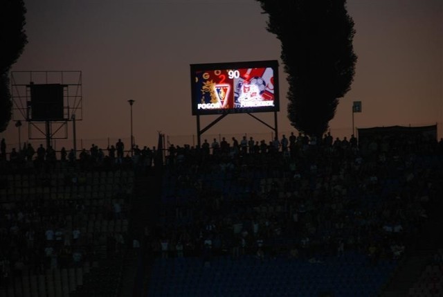 Kiedy kibice w Szczecinie doczekają się nowego stadionu?