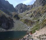 Tatry. Nocna akcja ratunkowa w górach. Dwóch turystów rannych [WIDEO]