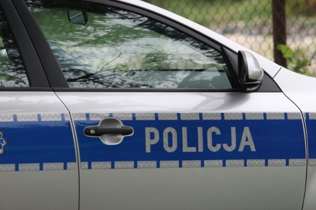 Zaginionego znaleźli policjanci z komendy powiatowej w Wieluniu.