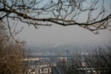 Smog w Krakowie i Małopolsce. Po południu jakość powietrza poprawiła się [AKTUALNE DANE]