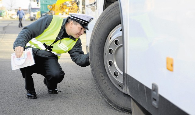 Inspekcja Transportu Drogowego kontroluje autobusy szkolne na Dolnym Śląsku