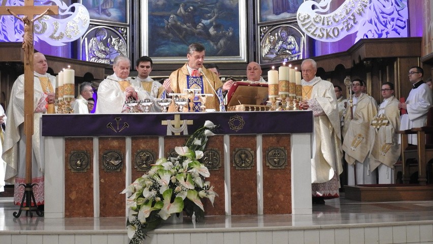 Diecezja bielsko-żywiecka świętuje 25 lat [ZDJĘCIA]