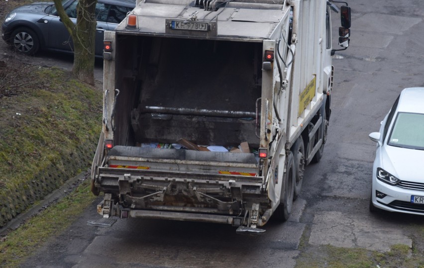 Ceny śmieci rosną lawinowo. W gminie Zielonki w ciągu roku o sto procent