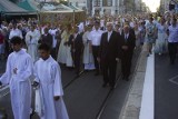 Procesja przeszła ulicami Poznania. Oddali cześć Sercu Jezusa. Zobacz zdjęcia!