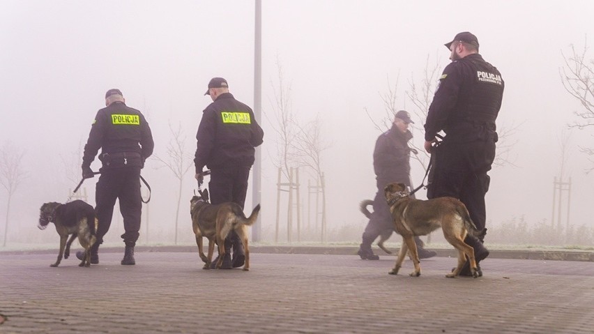 Przewodnicy policyjnych psów z Łomży, Wysokiego...